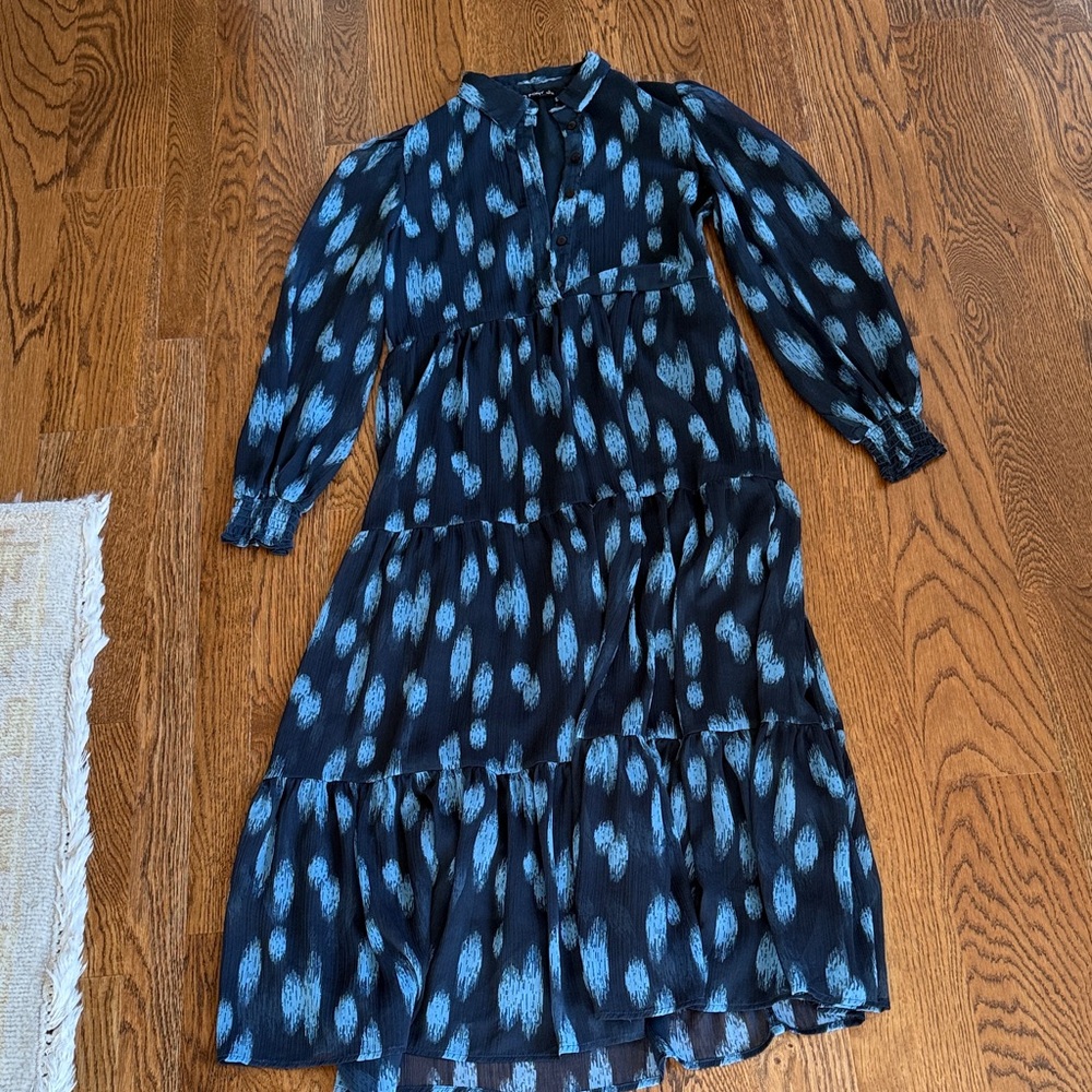 Chic Navy and Light Blue Patterned Midi Dress with sheer long sleeves